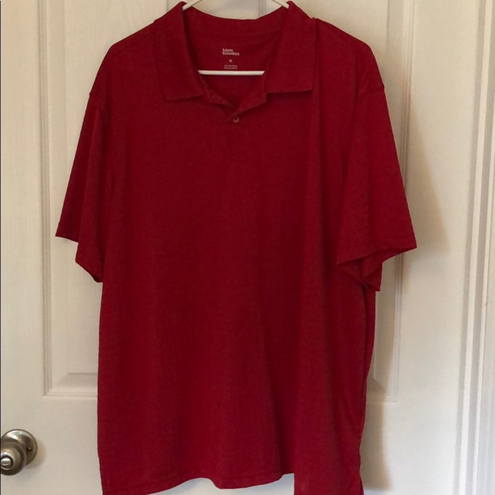 Men’s polo size XL
